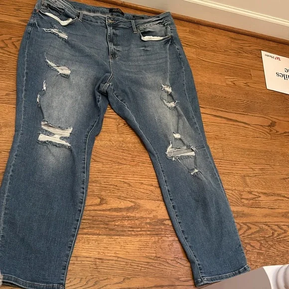 Judy Blue High Waisted Boyfriend Destroy STRETCH Denim 24w Jeans 88404 Plus Size - Picture 4 of 12